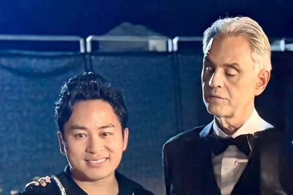 Hồng Nhung, Tùng Dương xúc động khi gặp và nghe huyền thoại Andrea Bocelli hát