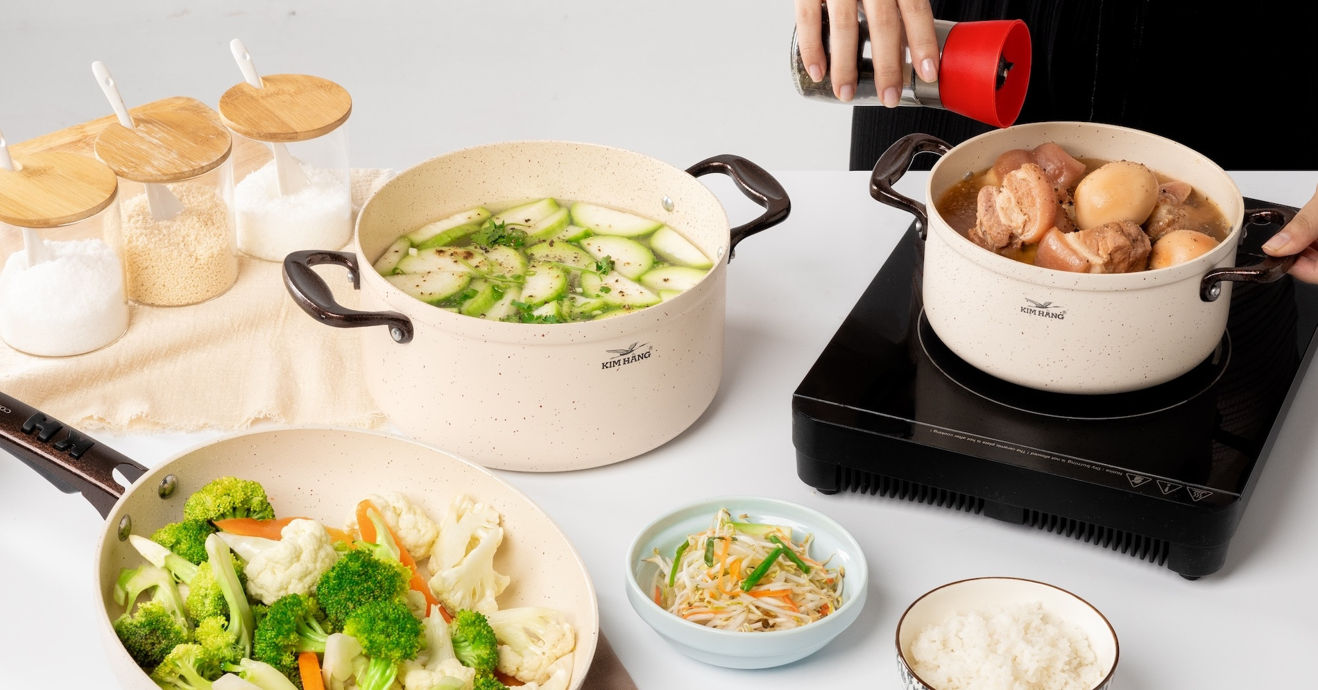 Kim Hằng - gần nửa thế kỷ đồng hành gian bếp Việt