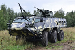 Latvia gửi hàng chục chiến xa cho Ukraine, Nga bắt điệp viên do thám của Kiev