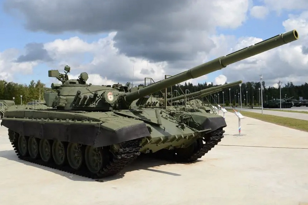 T 72 2.jpg