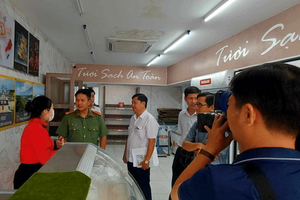 Vì sao không khởi tố vụ C.P. Việt Nam bị tố bán thịt heo bệnh?