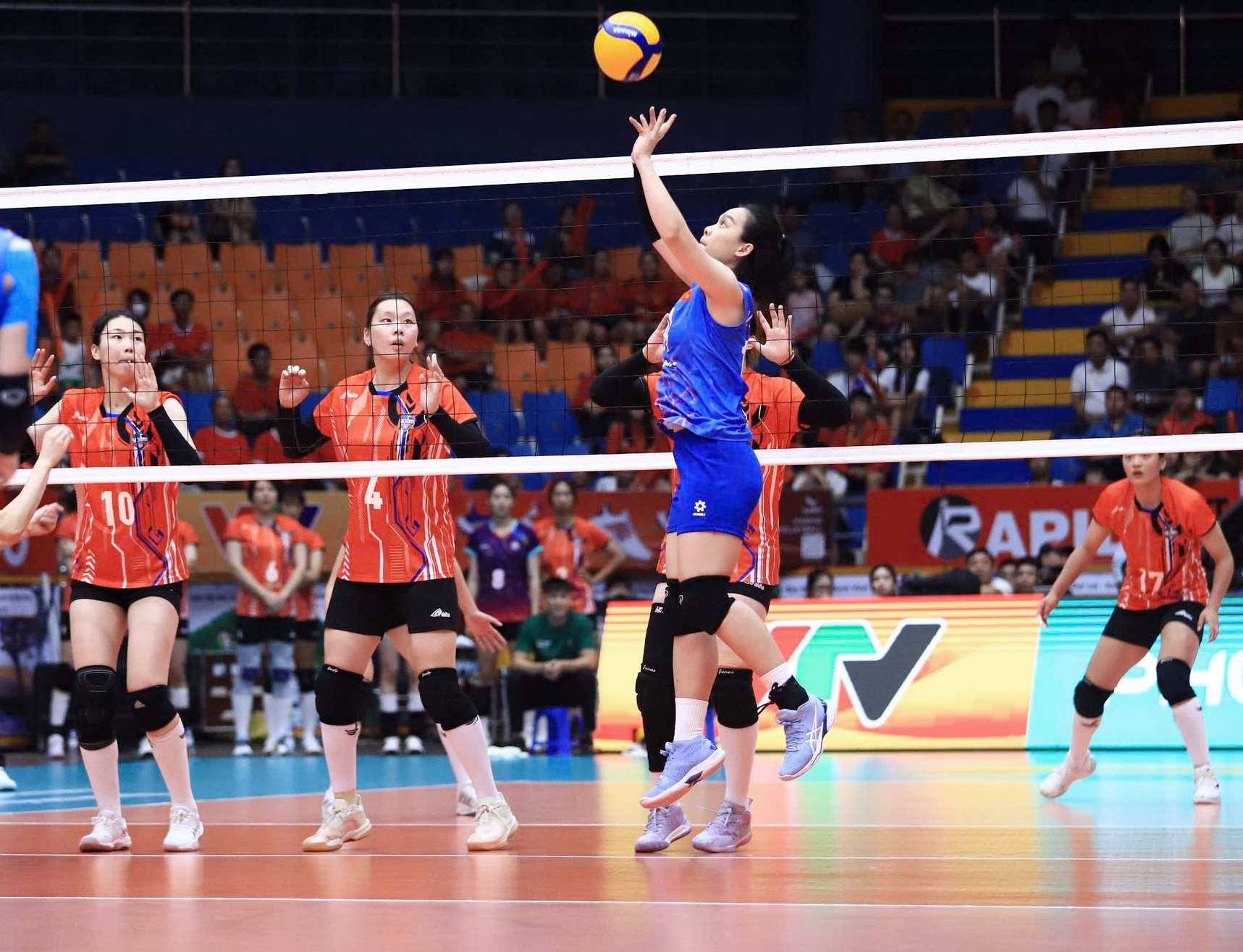 vtv cup tu xuyen.jpg