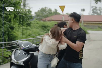 'Dịu dàng màu nắng' tập 35: Gã chồng vũ phu tìm tận nhà trọ đánh Thảo