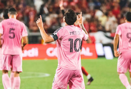 Messi thăng hoa rực rỡ, Inter Miami thắng trận 'rửa mặt'