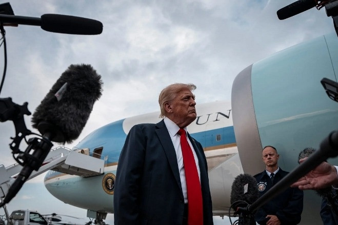 Ông Trump gây tranh cãi vì kể chuyện liên quan đến kẻ đánh bom khét tiếng ở Mỹ