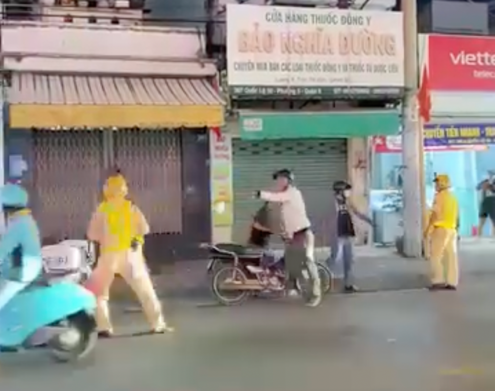 tan cong CSGT 1.png