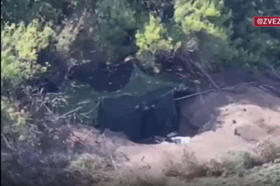 Video máy bay Nga phá hủy pháo, xe tăng Ukraine được ngụy trang kỹ càng