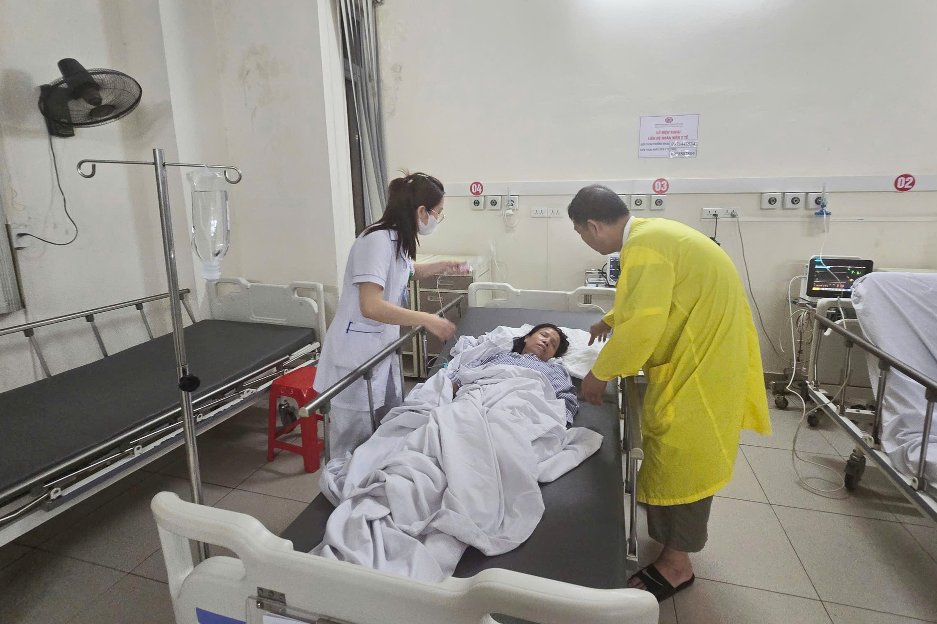 Vụ lật tàu trên vịnh Hạ Long: Chuyến du lịch hè thành thảm kịch của gia đình 8 người