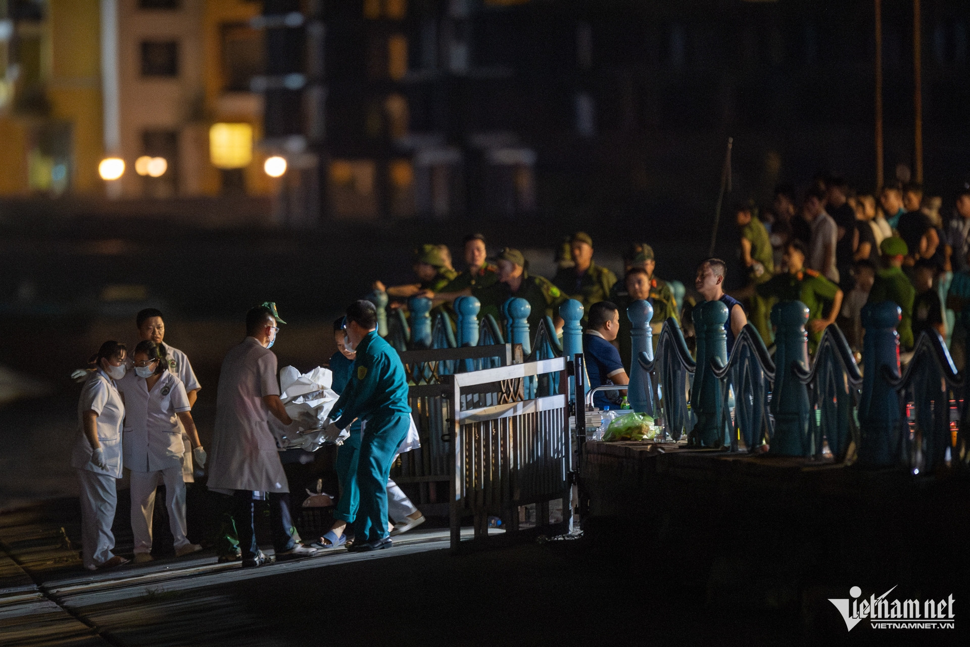 w lat tau ha long 16 197.jpg