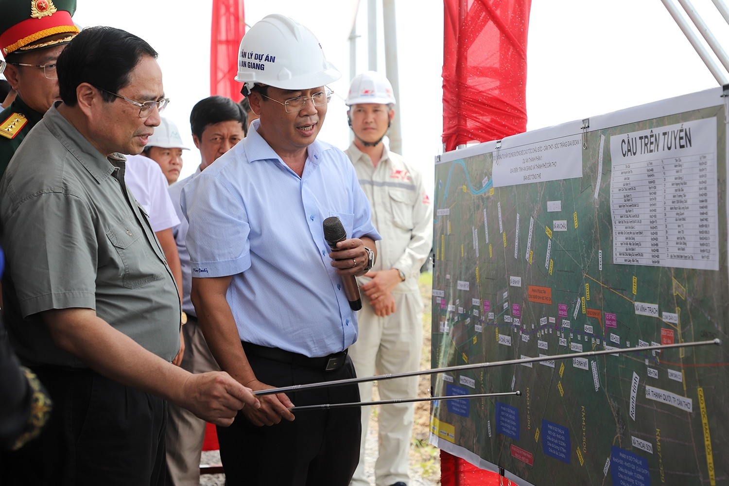 Thủ tướng: Cơ bản thông xe cao tốc Châu Đốc - Cần Thơ - Sóc Trăng vào ngày 19/12