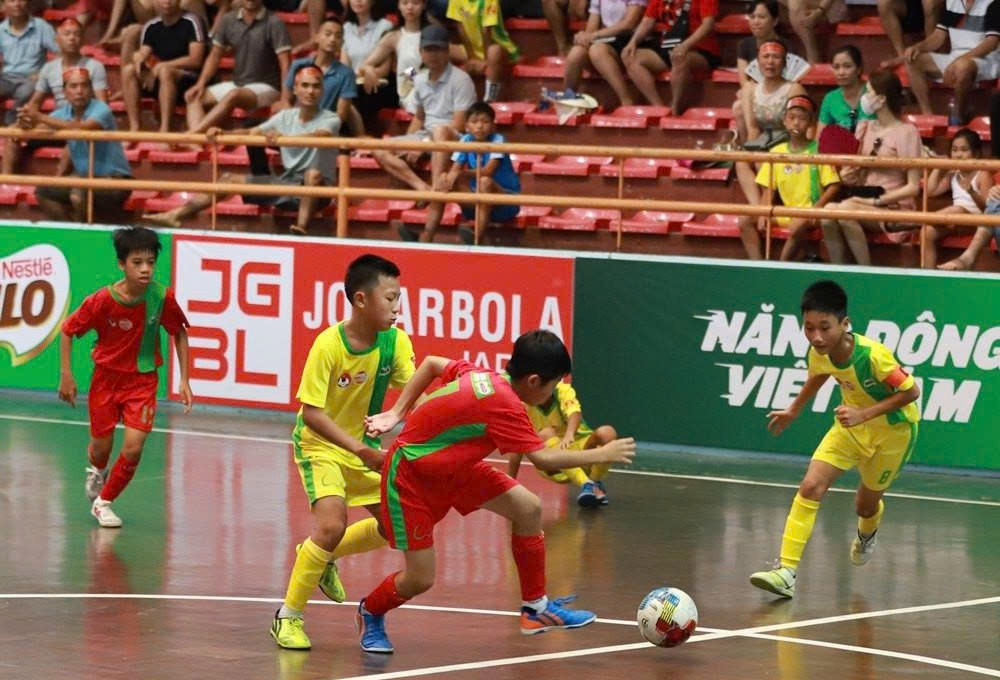 16 đội tranh ngôi vô địch giải bóng đá U11 toàn quốc 2025