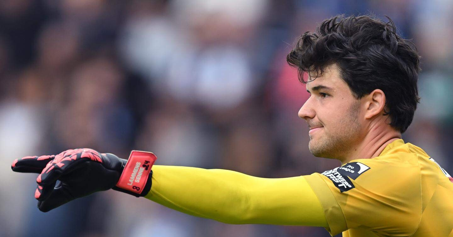 Tin tức chuyển nhượng 21/7: MU lấy Courtois mới, Chelsea chốt Rogers