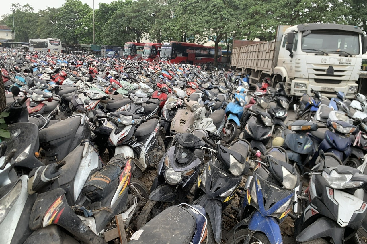 Cấm xe máy xăng ở Hà Nội: Hàng triệu phương tiện sẽ 'trôi dạt' về đâu?