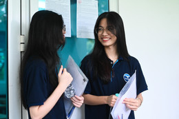 Đạt 22 điểm khối D01 nên chọn trường nào ở Hà Nội năm 2025?