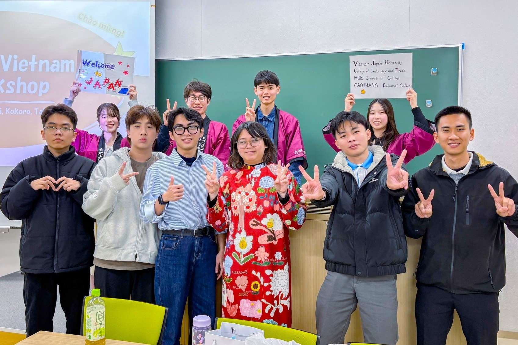 ĐH Việt Nhật công bố thay đổi có lợi cho sinh viên ở 2 chương trình đào tạo mới