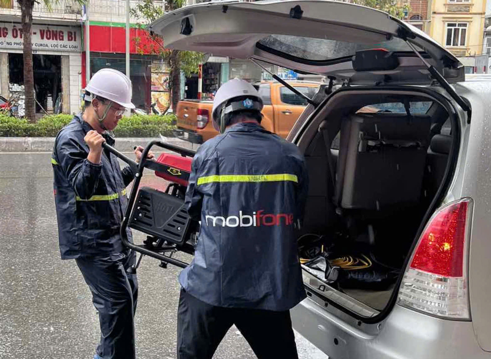 MobiFone chong bao so 3.jpg