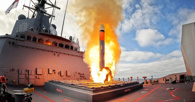Mỹ chuyển tên lửa Tomahawk cho Ukraine, những v...