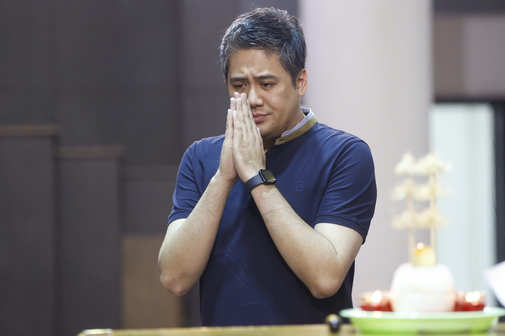 NSND Tấn Minh, NSND Bùi Công Duy đau đớn tiễn biệt họa sĩ Lê Thiết Cương