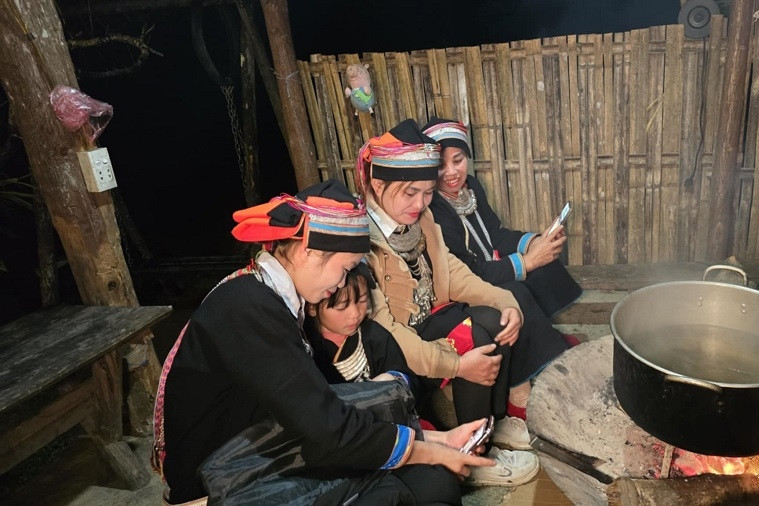 Quản Bạ (Hà Giang): Nông thôn mới, nông thôn chuyển đổi số
