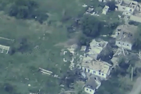 Video Ukraine phá hủy ‘thợ săn’ UAV 'đắt đỏ, hiếm có' của Nga