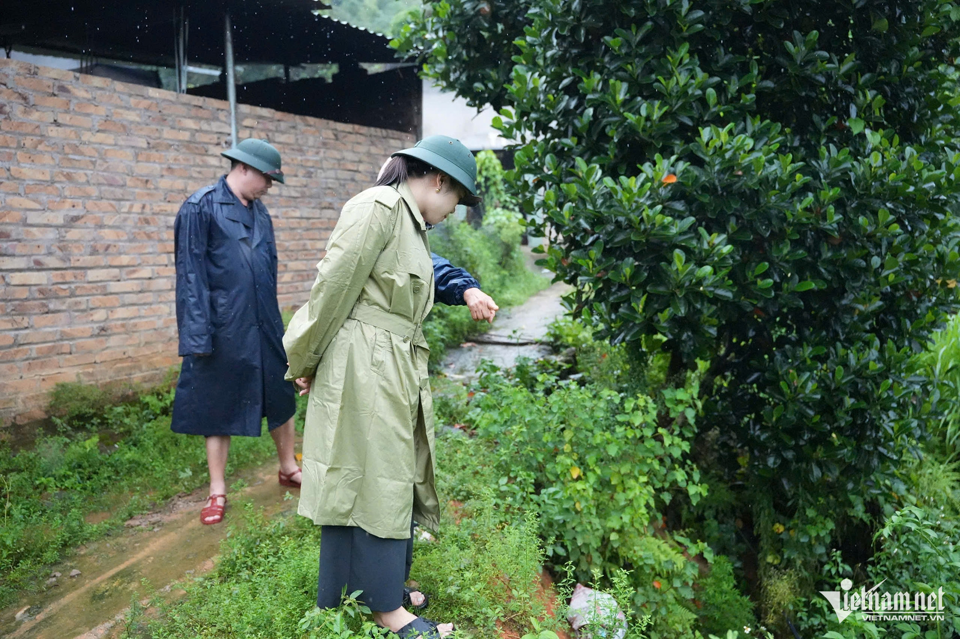 W-Cán bộ vùng cao   3.jpg