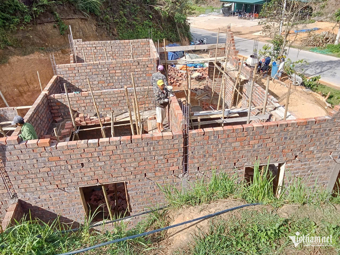 W-Hoàng Thị Mỹ Dung 1.jpg