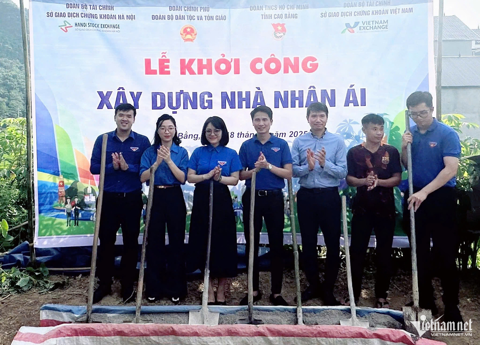 W-Kỳ nghỉ hồng 3.jpg