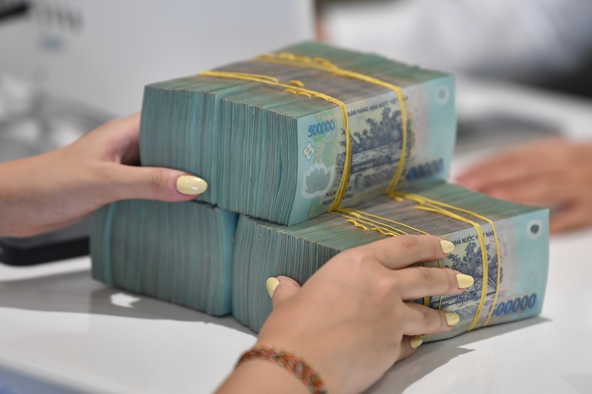 Lãi suất ngân hàng hôm nay 22/7/2025: 'Ông lớn' nào nhóm Big4 có mức lãi 4,9%?