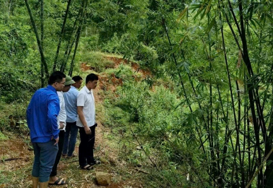 a2Xã biên giới Thanh Hóa dựng lán.jpg