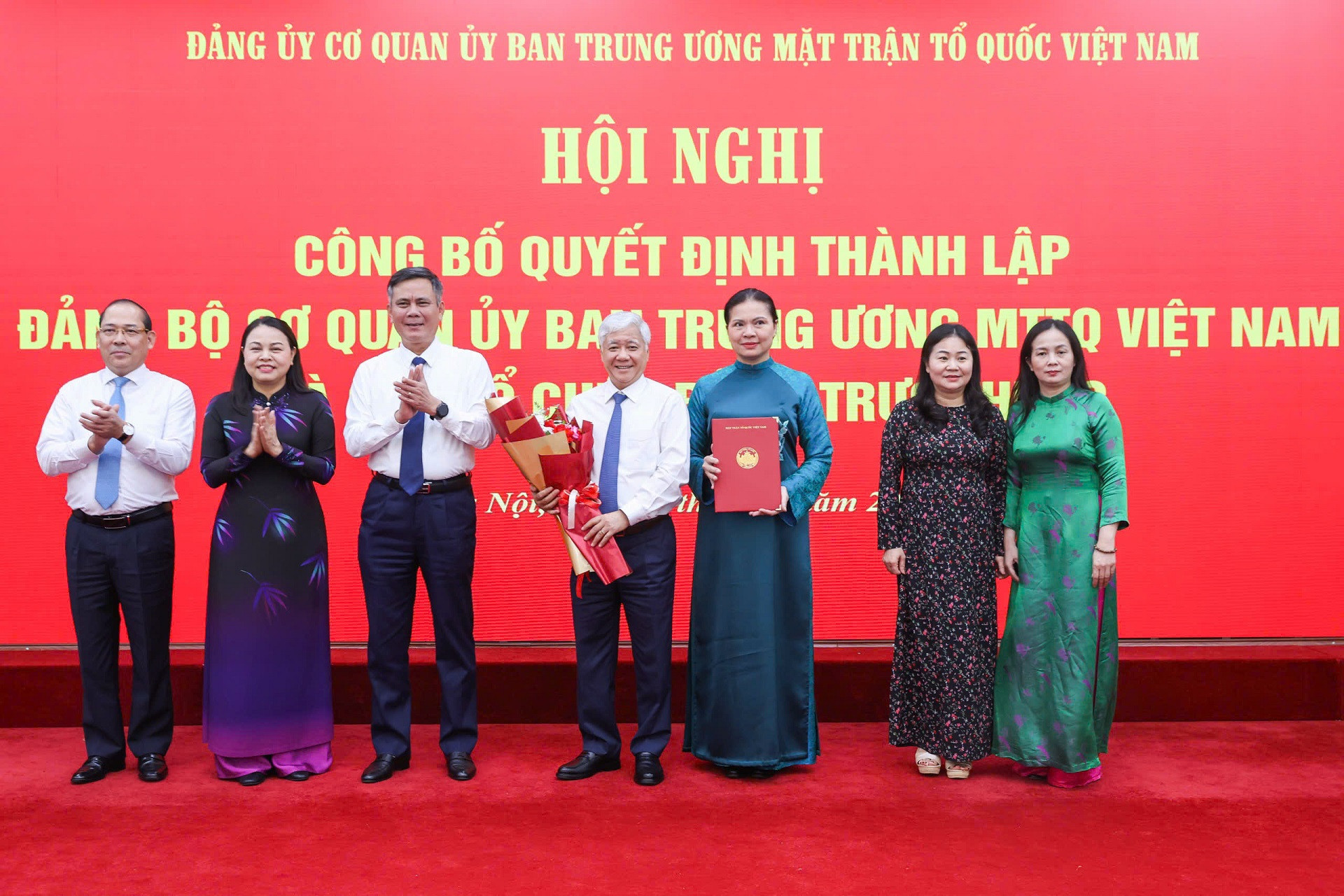 Ban Thuong vu.jpg