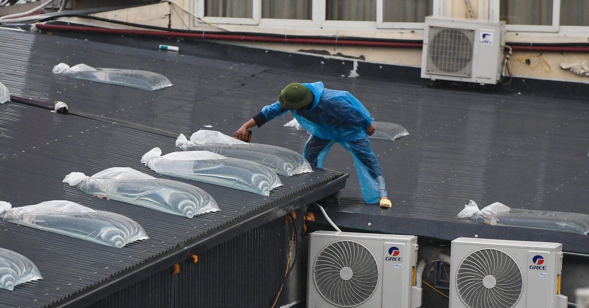 Bão số 3 Wiphai đã áp sát rất gần đất liền