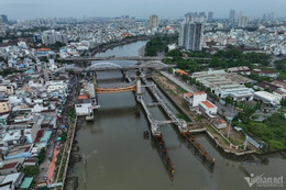 cong ngan trieu.jpg