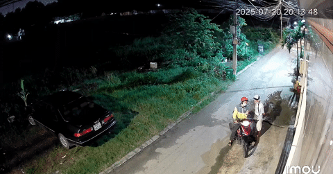 Danh tính đối tượng giật hơn 100 tờ vé số của người khuyết tật