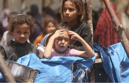 Nhiều nhân viên Liên Hợp Quốc tại Gaza ngất xỉu vì đói