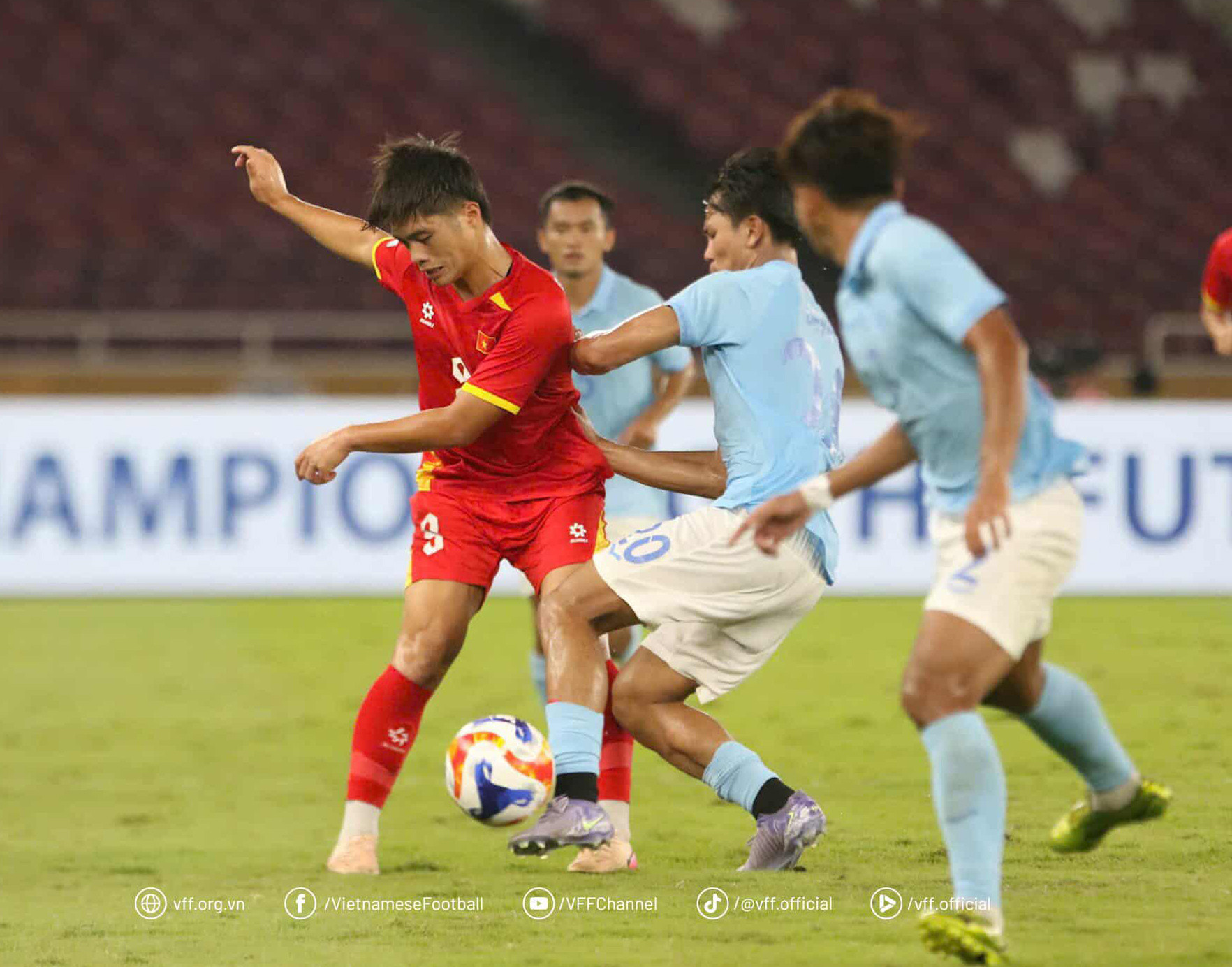 u23 viet nam vs capuchia 3.jpg