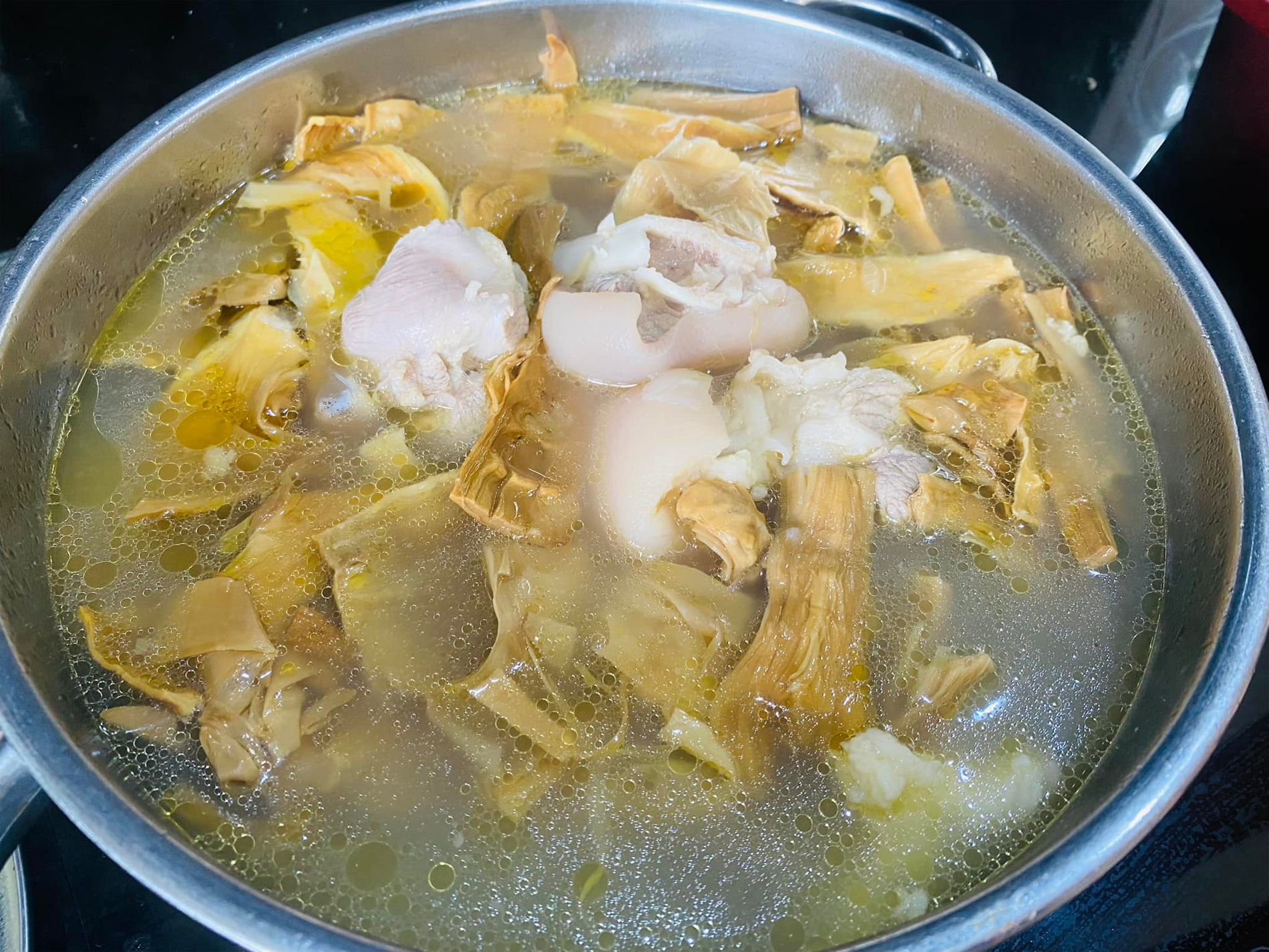 canh mang chan gio 1.png