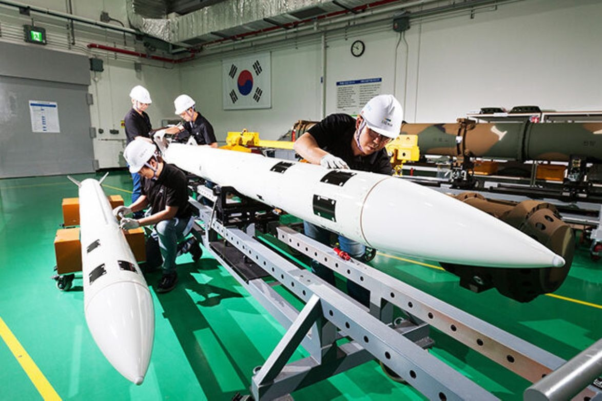 Hàn Quốc trình làng ‘át chủ bài’ AI: Tên lửa mô-đun mới diệt radar, UAV, tàu chiến