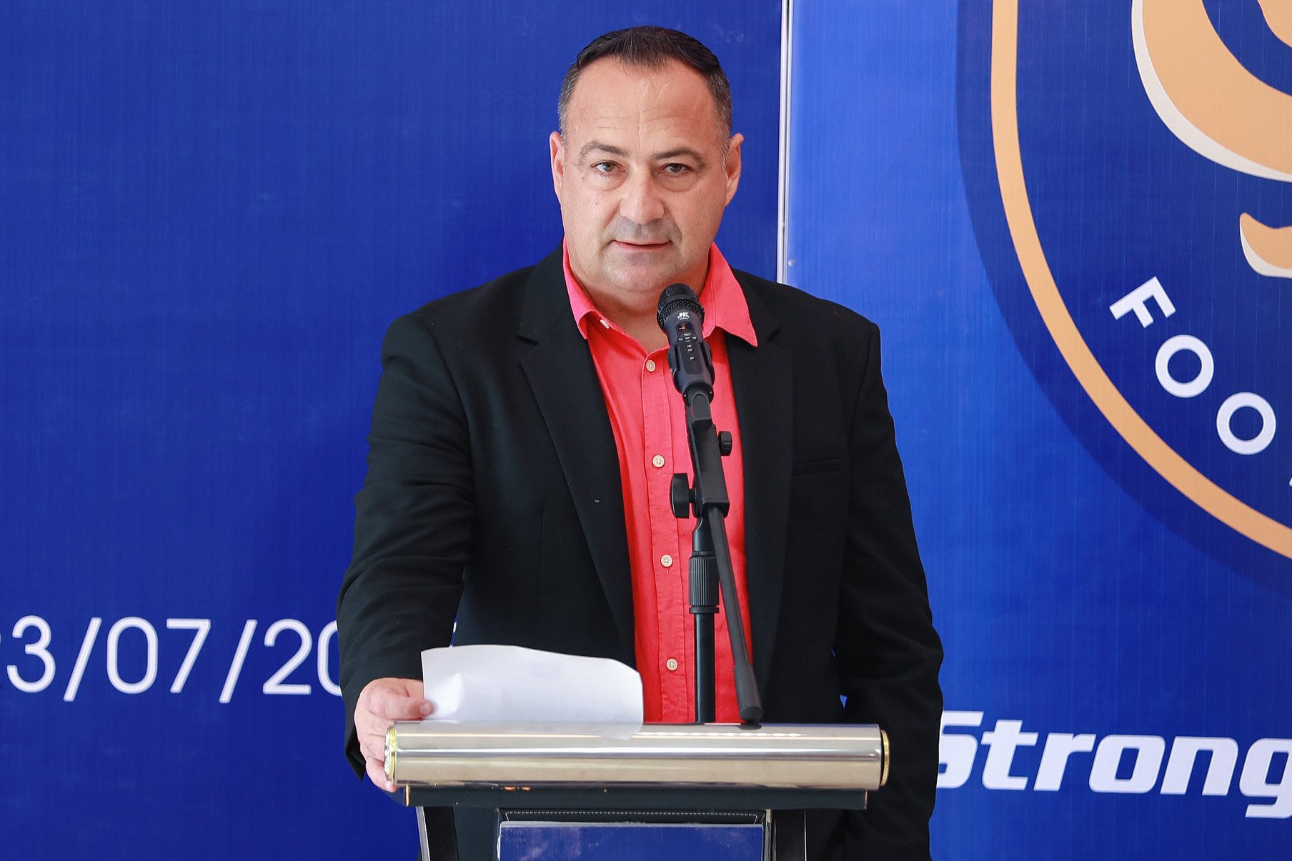 Đội bóng của HLV Park Hang Seo mời thầy ngoại về đua vé V-League