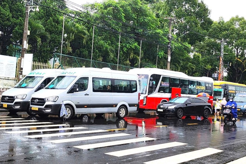 Dừng đưa đón cán bộ.jpg