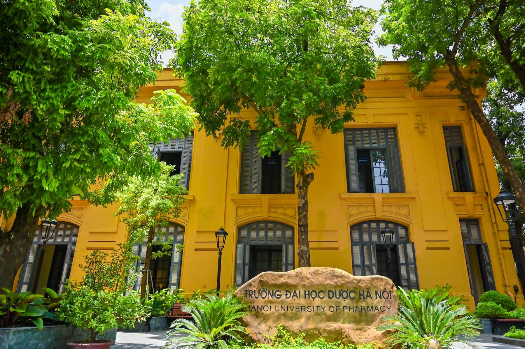 Điểm sàn vào Trường Đại học Dược Hà Nội cao nhất 22