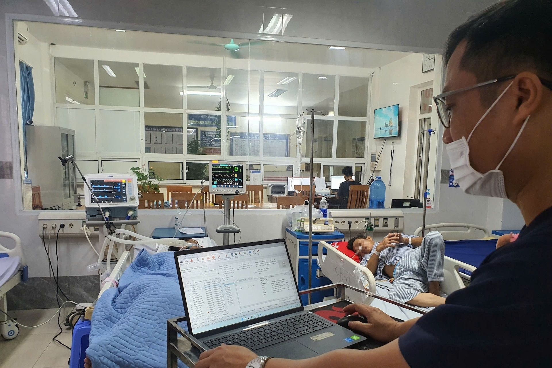 Lý do bệnh viện càng lớn, chuyên sâu chậm chuyển đổi số