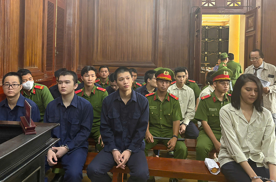 Hoang báo bị cướp tài sản, người đàn ông lĩnh án vì mua bán và chiếm đoạt ma túy