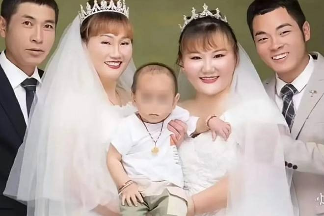 Người phụ nữ 'gả' mẹ đẻ cho bố chồng gây tranh cãi