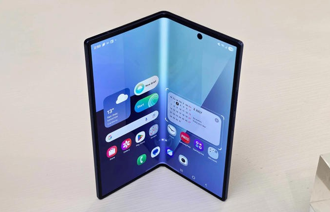 Samsung Galaxy Z Fold 7 ‘sống khỏe’ sau khi gập mở 500.000 lần