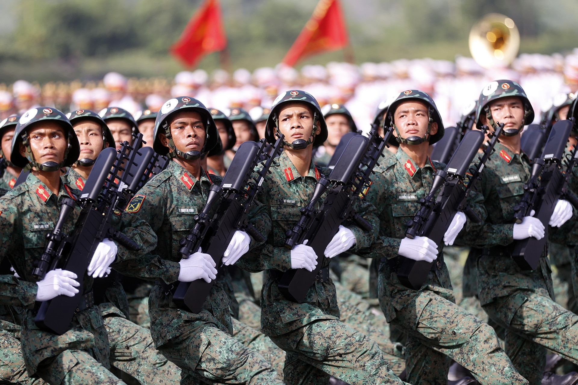 Tăng độ tuổi tuyển chọn đào tạo sĩ quan dự bị cho sinh viên tốt nghiệp đại học