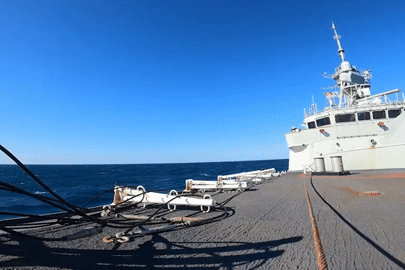 Video tàu chiến Canada tập trận, phóng ‘sát thủ diệt hạm’ của Mỹ