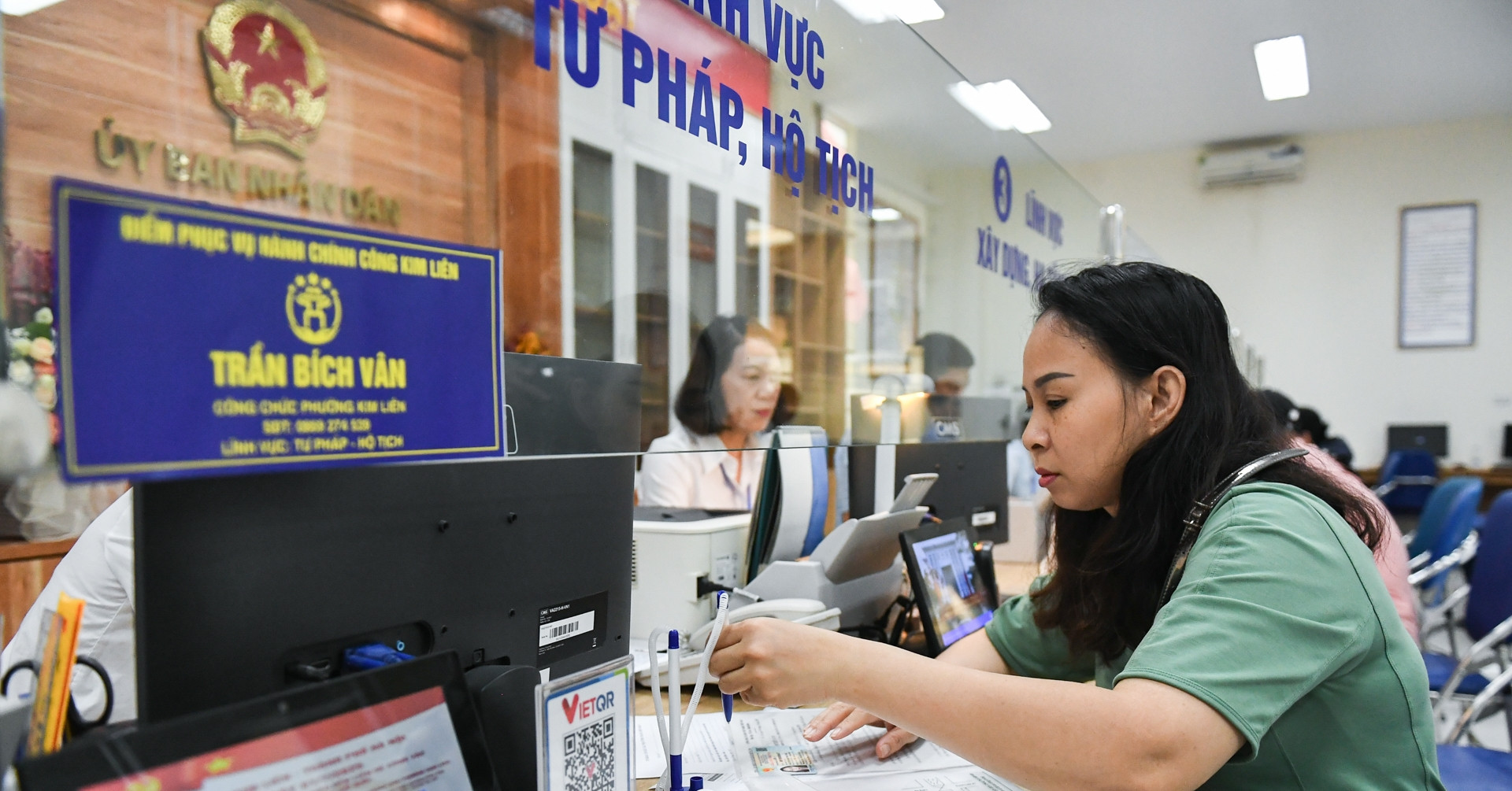 Cán bộ, công viên chức sẽ có chính sách tiền lương, phụ cấp mới trước 31/10