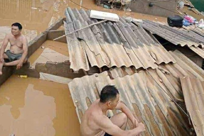 Cùng Báo VietNamNet ủng hộ người dân vùng lũ Nghệ An