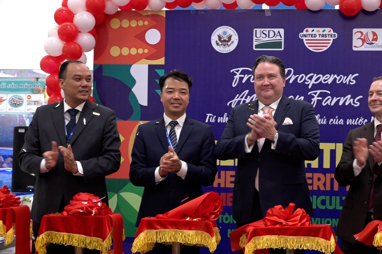 Đại sứ Mỹ: Nông nghiệp là cầu nối phát triển bền vững Việt Nam - Hoa Kỳ