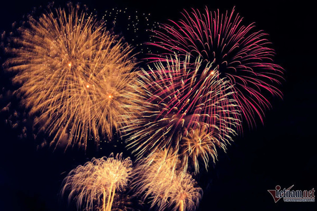 ha noi de xuat ban phao hoa 3 diem tam cao dip tet duong lich.jpg